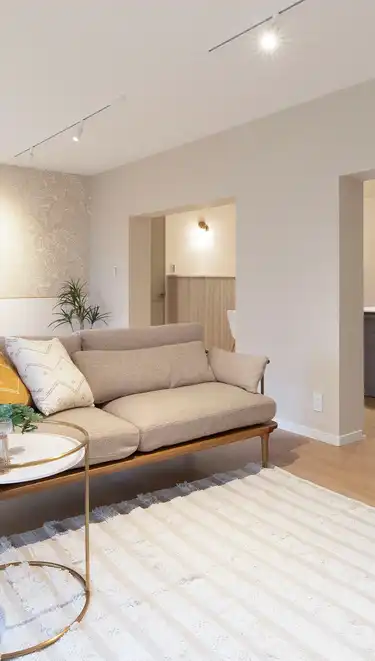 hero-scroll-image-main