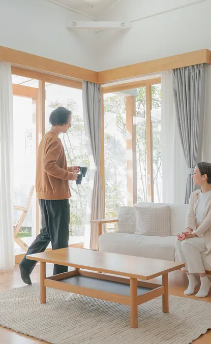 hero-scroll-image-transition